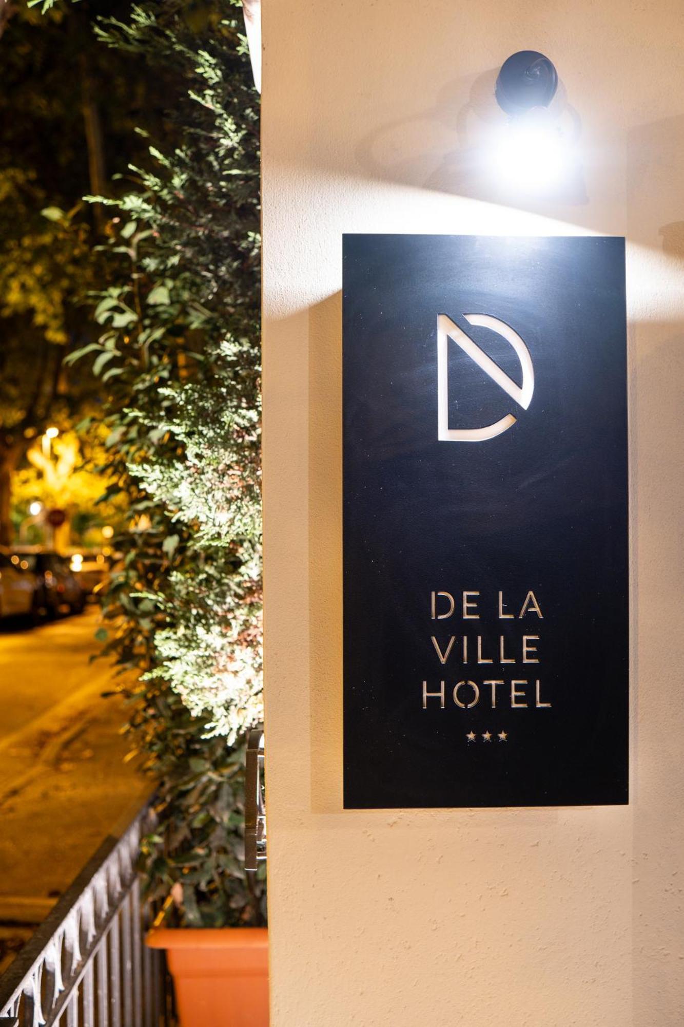 De La Ville Hotel Католика Екстериор снимка